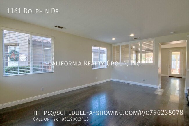 Foto del edificio - 1161 Dolphin Dr