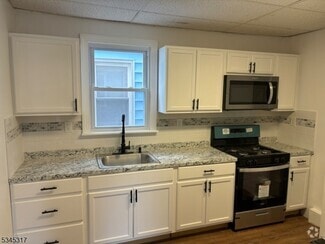 Building Photo - 10 Washington Terrace