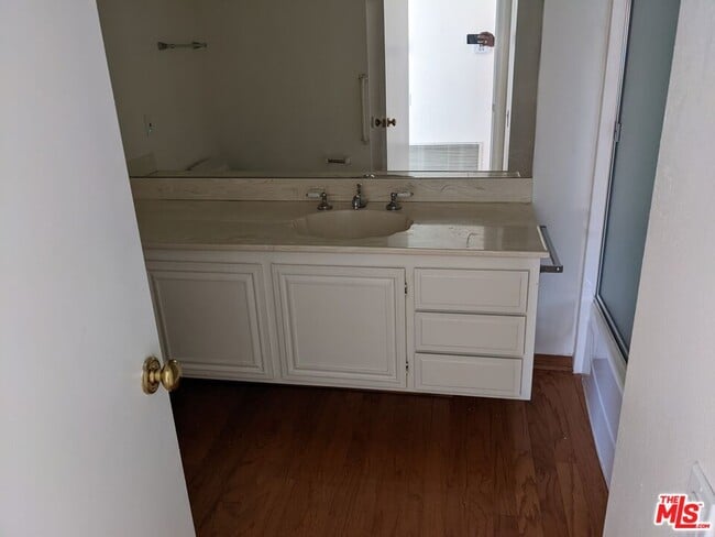 Building Photo - 4304 Park Corona