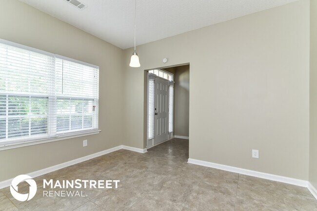 Building Photo - 6717 Delaware Bend