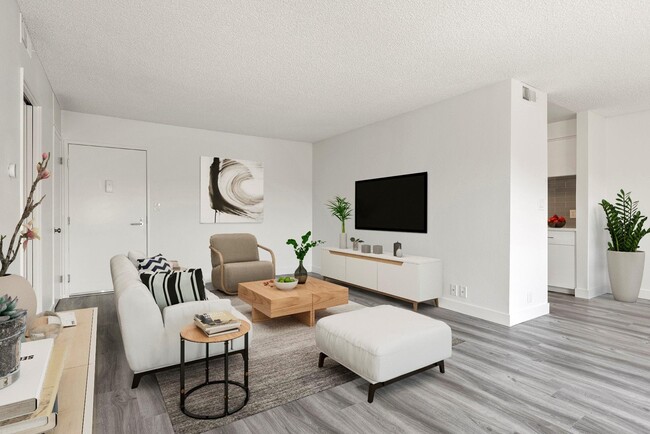 Building Photo - Mila Sherman Oaks