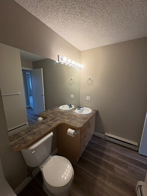Photo du bâtiment - 2 Bed 1 Bath Unit in Calgary, AB