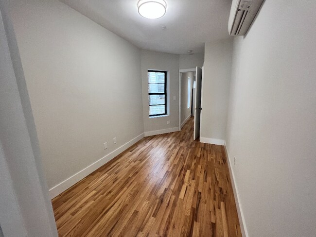 Foto del edificio - 12 Seymour St