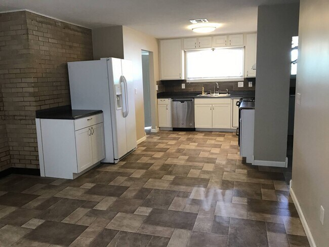 Foto del edificio - 1509 N Prairie Creek Rd