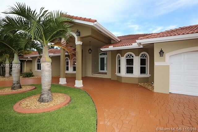 Foto principal - 14230 SW 33rd St
