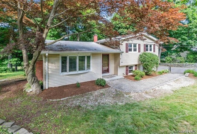 Foto del edificio - 46 Midland Ave