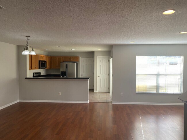 Foto del edificio - Corner Townhouse in the beautiful Avalon P...