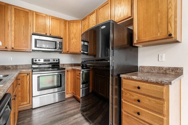 Foto del edificio - 1215 Park Dr