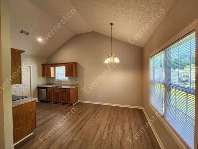 Foto del edificio - 254 Bridgeport Ln