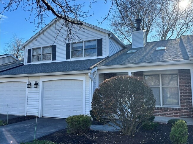 Foto del edificio - 16 Walnut Cir