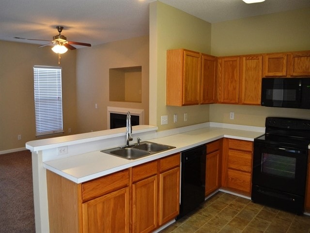 Building Photo - 720 Waterbrook Ln
