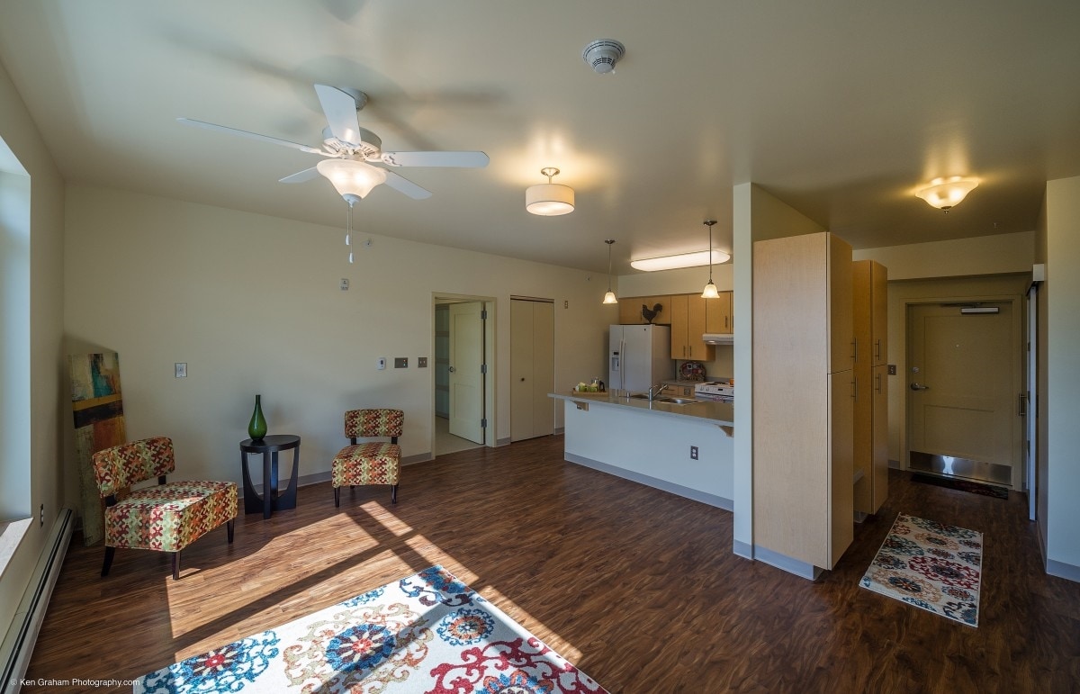 Sala de estar - Coronado Park Senior Village