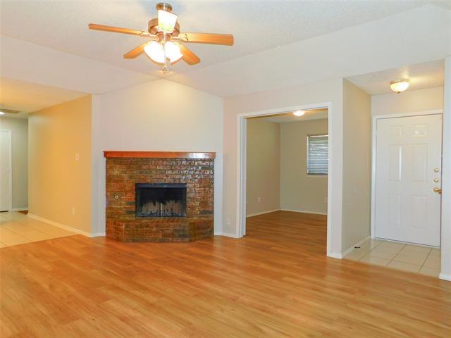 Foto del edificio - 9718 Windy Ridge Rd