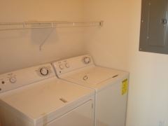 Building Photo - 1718 R T Dunn Dr