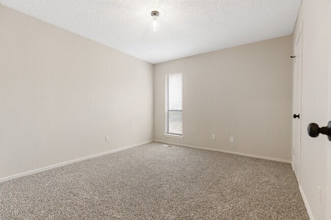 Foto del edificio - 8216 NW 112th St