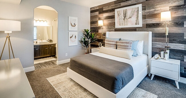 Building Photo - Torreyana Apartment Homes