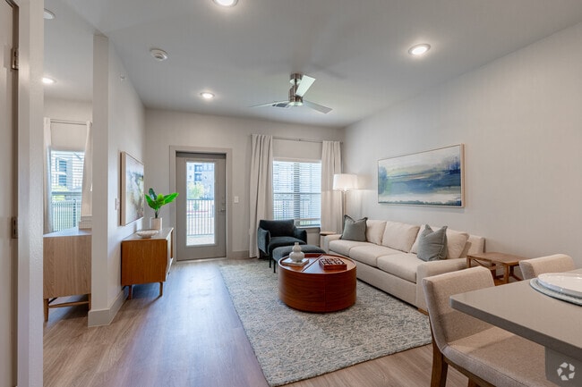 Interior Photo - The Emma