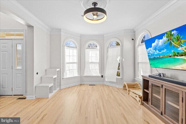 Building Photo - 2206 Green Ginger Cir