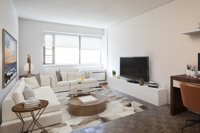 Salon - 40 Gerrard Street East Apartments