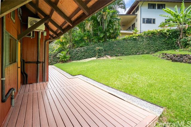 Building Photo - 2559 Makaulii Pl