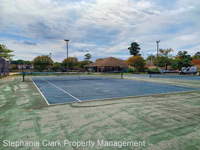 Foto del edificio - 3 br, 2 bath House - 4875 Woods Edge Road