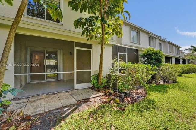 Building Photo - 43 Simonton Cir