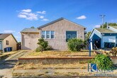 Primary Photo - 218 Steffan St