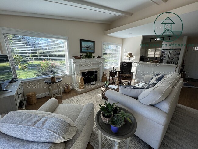 Building Photo - Newly Remodeled Two Bedroom Hacienda Carme...