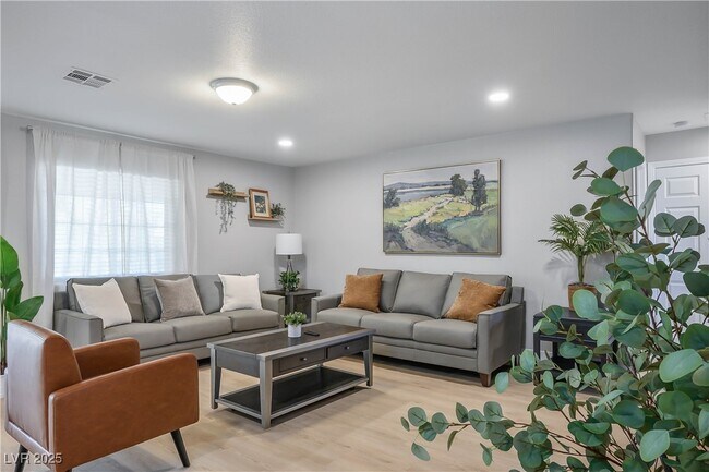 Foto del edificio - 6990 W Richmar Ave