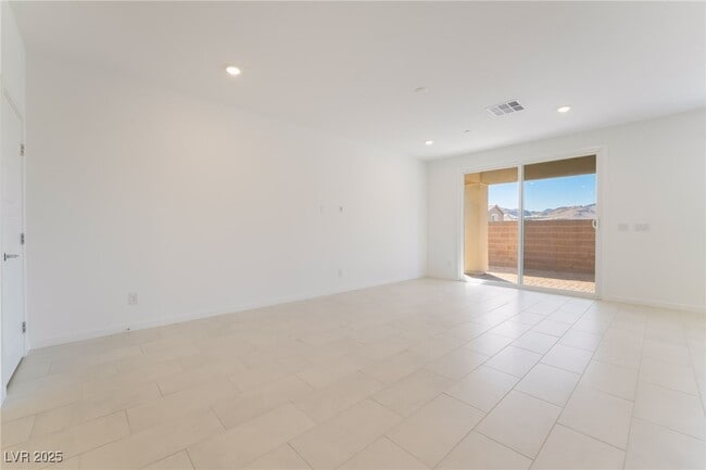 Building Photo - 1049 Strada Tortona