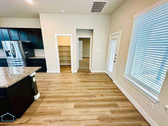 Building Photo - Welcome Home to Modern Elegance in Copper Branch!