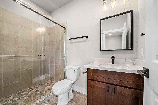 Foto del edificio - 228 W 28th St