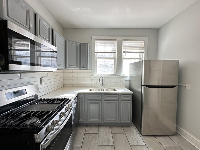 Foto del edificio - 2548 N Kildare Ave