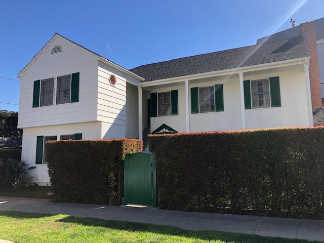 Foto principal - 9750 Newman St