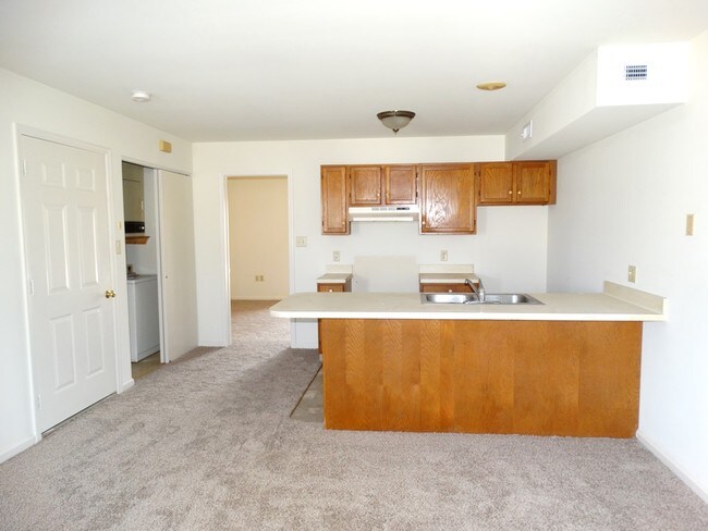 Building Photo - 691 Brunnerville Rd