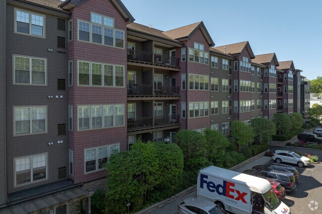 Stonewood Condominiums