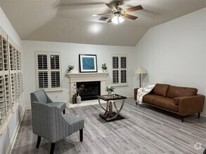 Building Photo - 2805 Cortez Dr