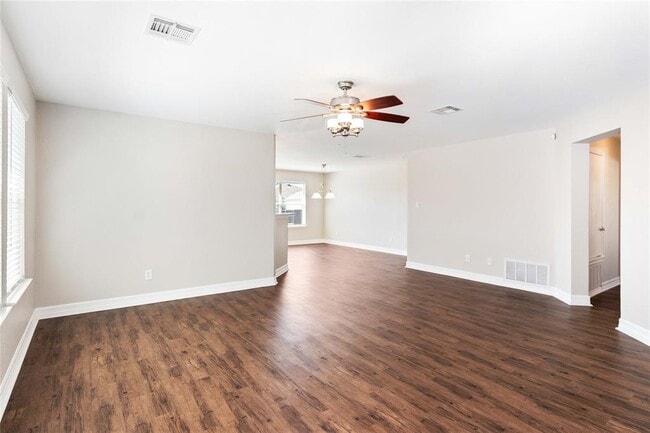 Building Photo - 219 Almquist St