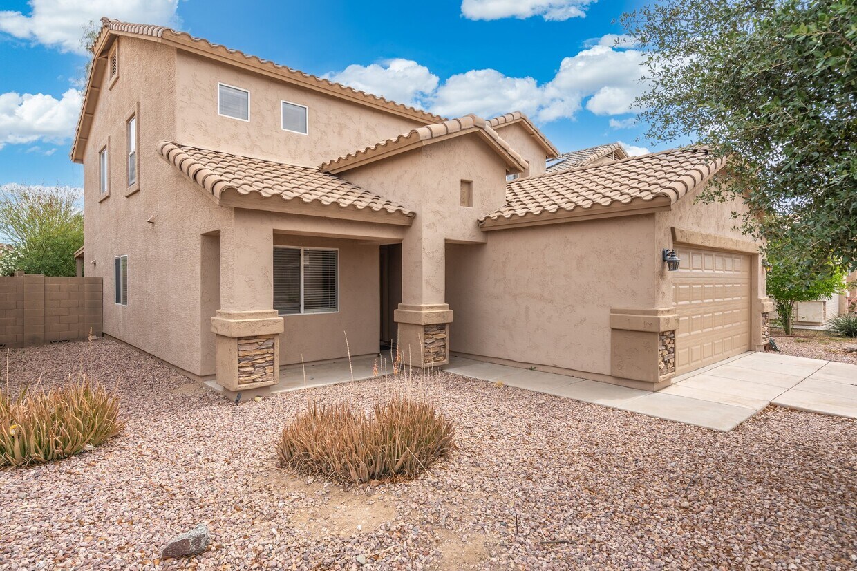 Foto principal - 11546 W Schleifer Dr