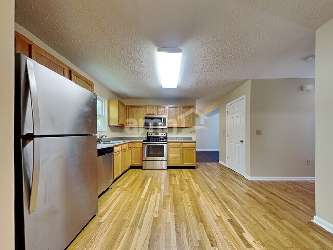 Foto del edificio - 2132 Lunar Ln