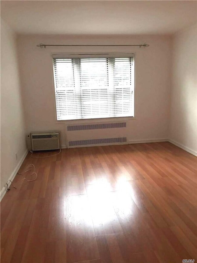 Foto del edificio - 255 Central Ave