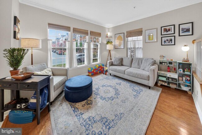 Foto del edificio - 725 Main St