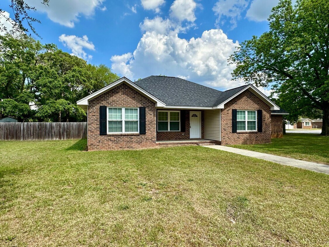 2395 W Oakland Ave, Sumter, SC 29154 House Rental in Sumter, SC