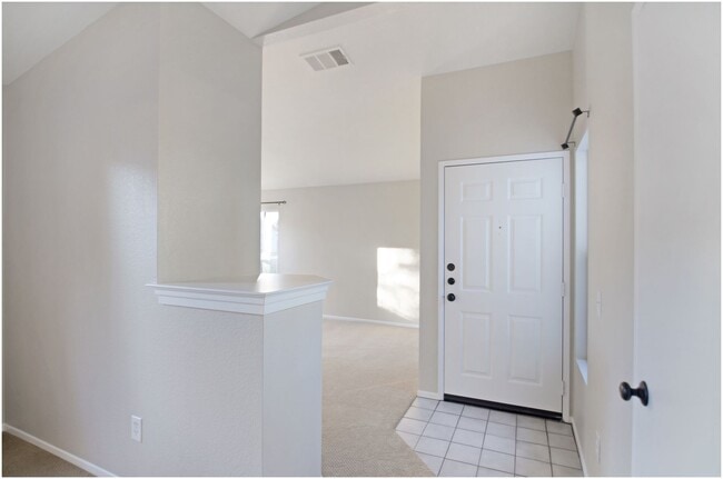 Foto del edificio - 1 Bedroom Ritz Pointe Condo!