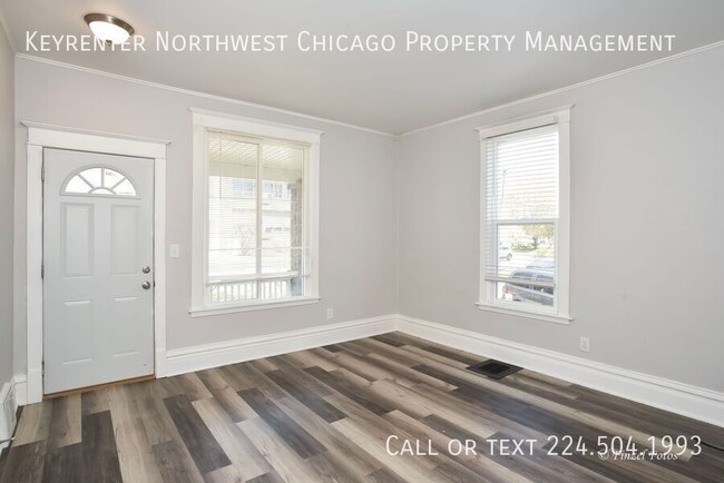 Building Photo - 314 N Tryon St