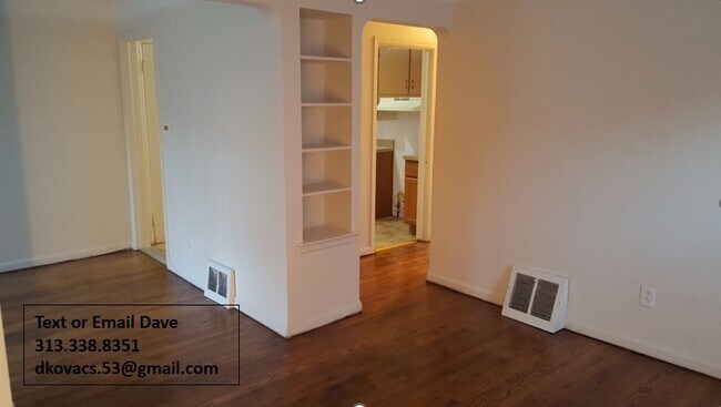 Foto del edificio - 3734 Roosevelt St