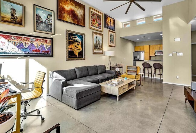Building Photo - 3656 Sunburst Blvd