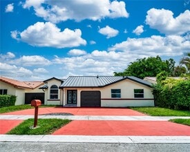 Building Photo - 1025 NW 128th Ct