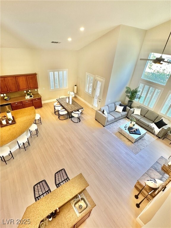 Foto del edificio - 858 La Sconsa Dr