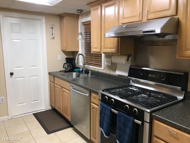 Foto del edificio - 3 br, 2.5 bath Townhome - 339 Greenland Dr